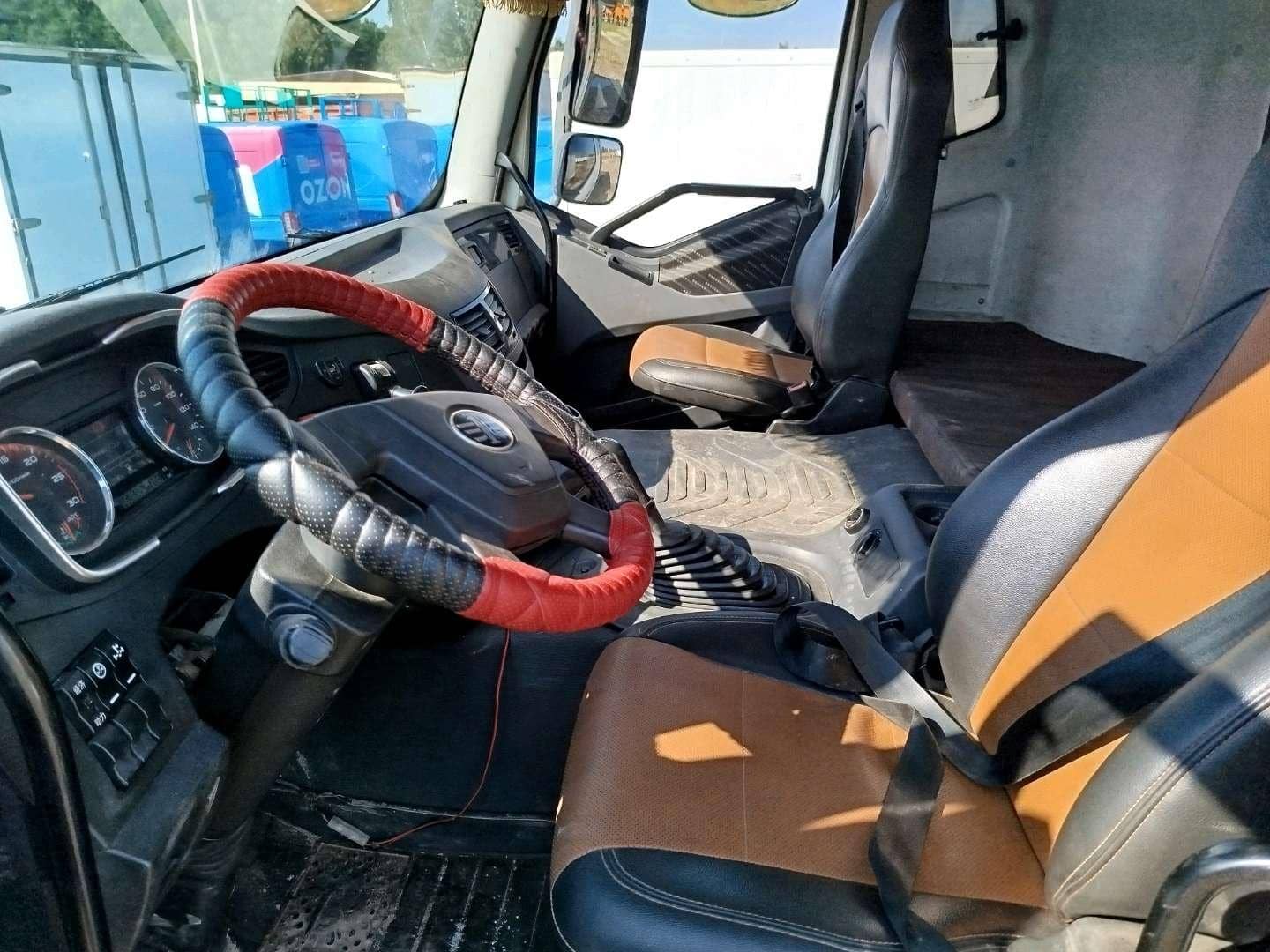 FAW CA3250P66K24L1TE5 6x6,  163 692 км, 2023 года в лизинг
