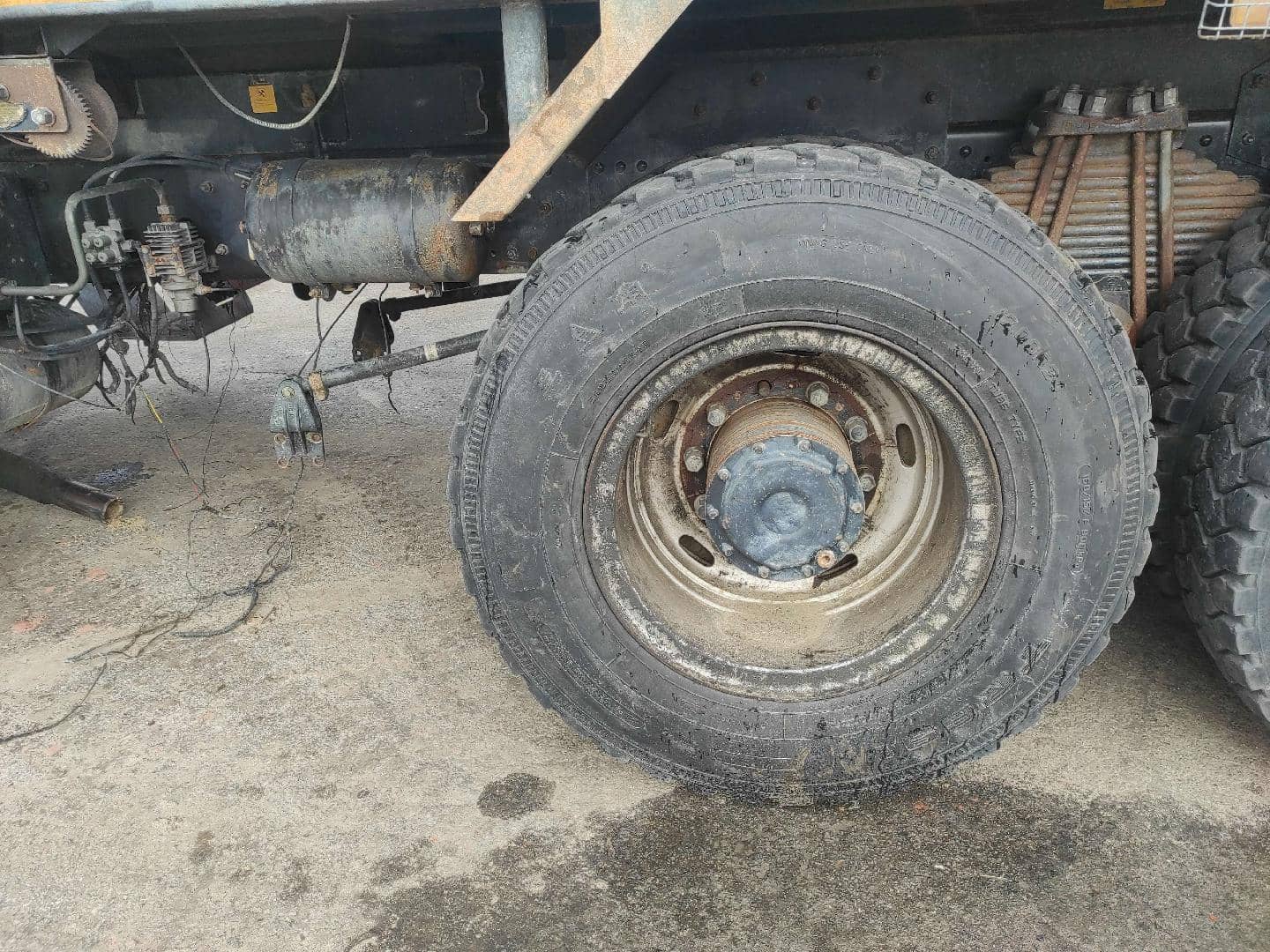 FAW CA3250P66K24L1TE5 6x6,  300 000 км, 2023 года в лизинг
