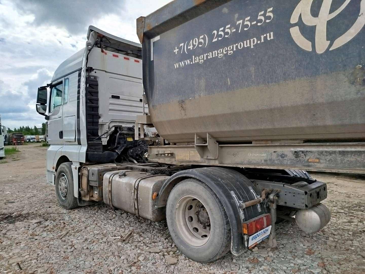 Sitrak C7H 4x2 ZZ4186V361HE,  876 246 км, 2022 года в лизинг