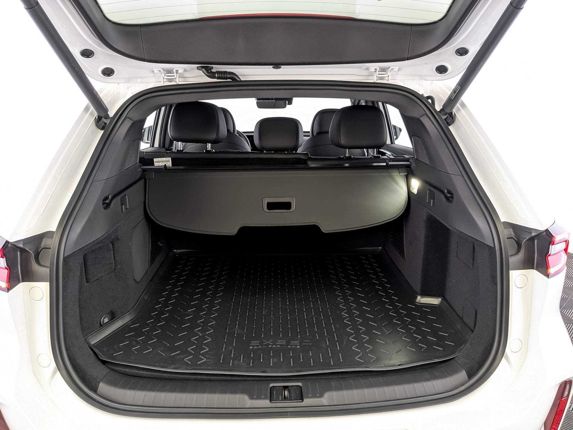 EXEED TXL Prestige 1.6 TGDI DCT7 AWD