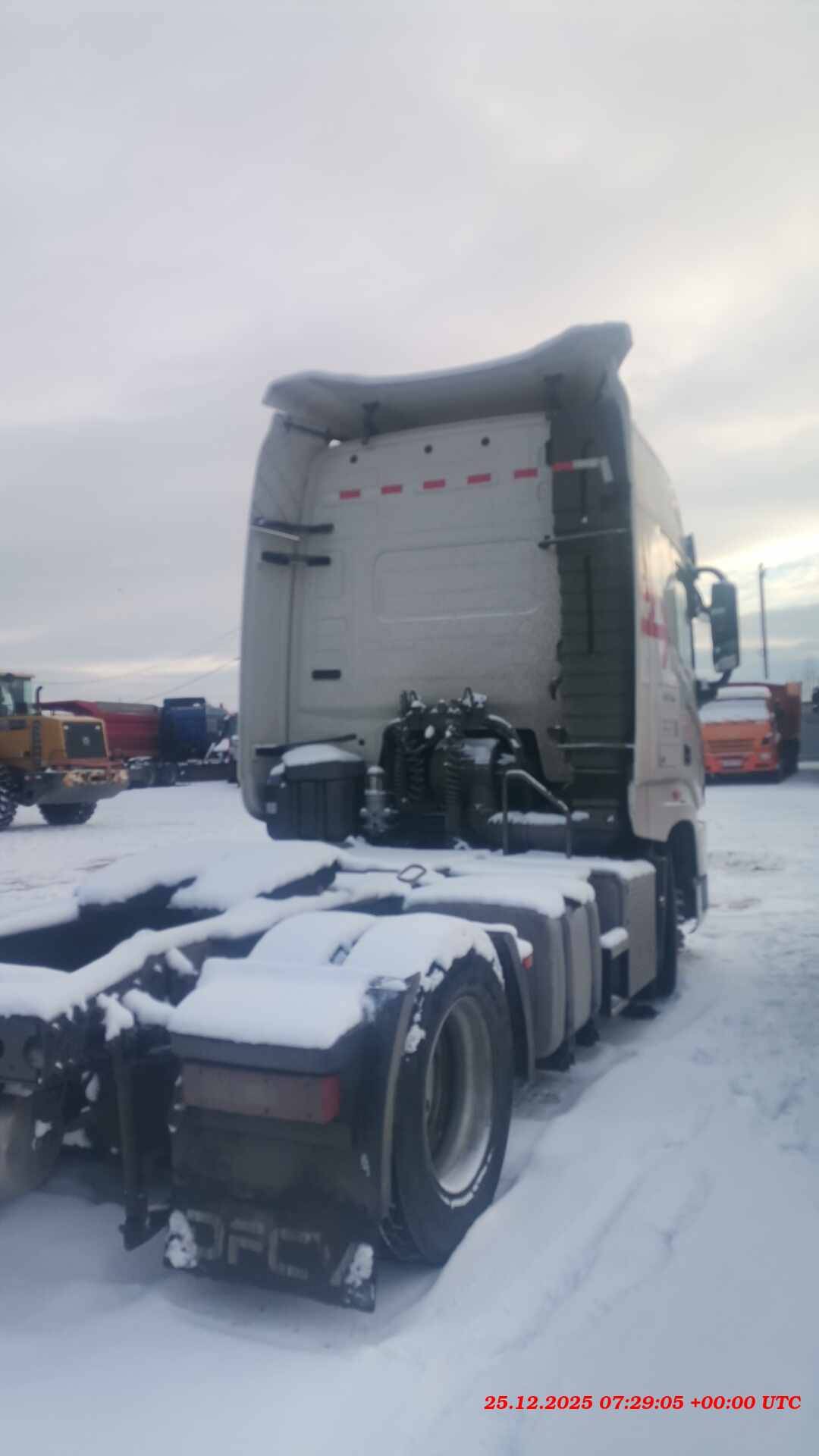 DongFeng GX D111A 4x2,  347 457 км, 2023 года в лизинг