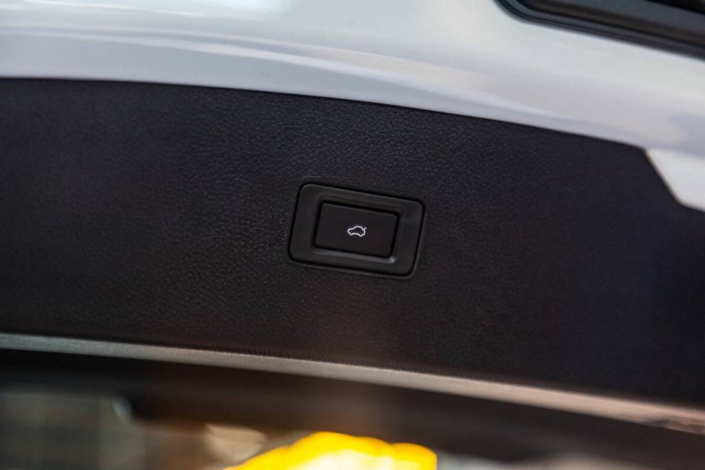 EXEED TXL Premium 2.0 TGDI 8AT AWD