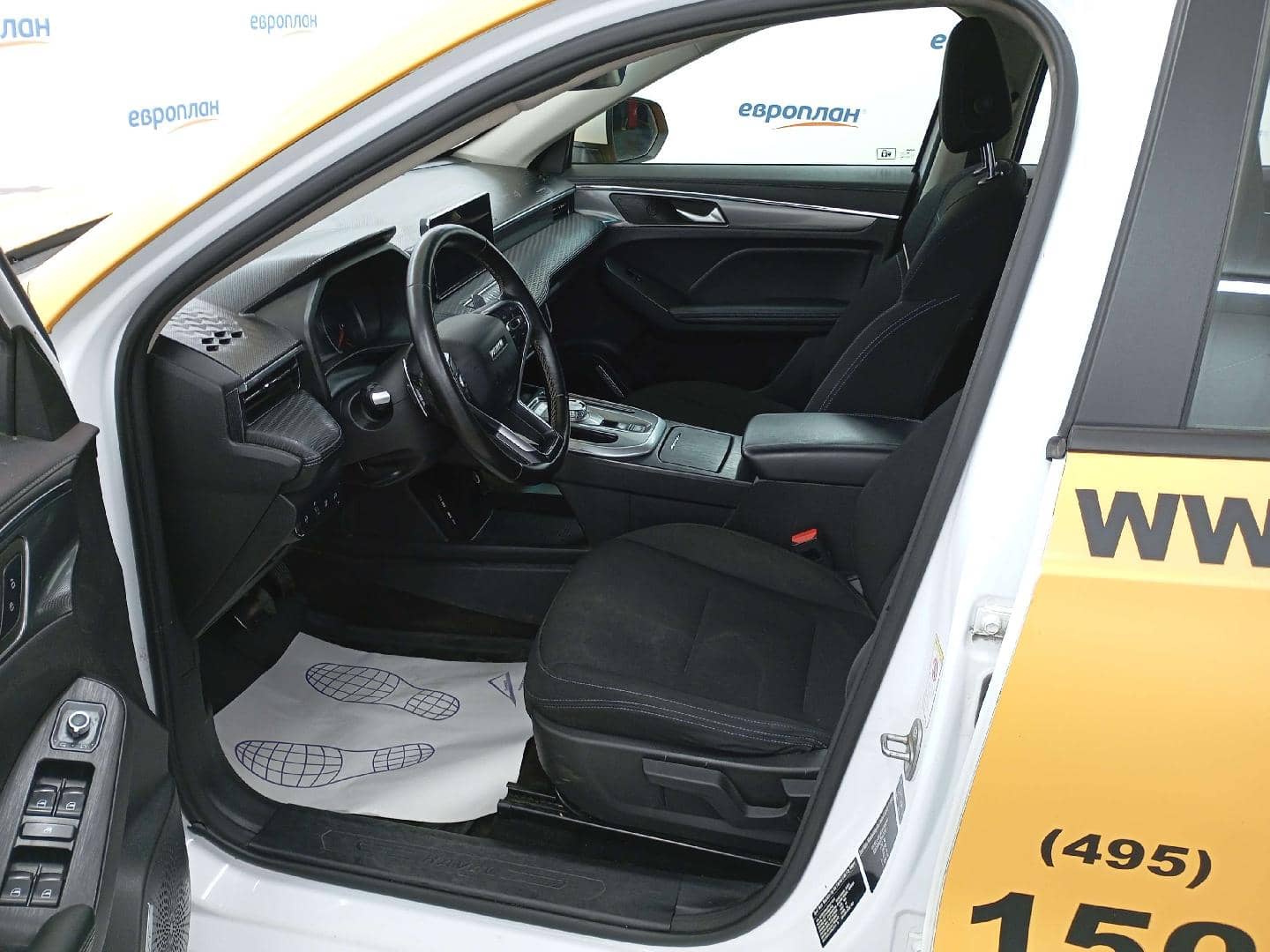 Haval Jolion,  183 381 км, 2023 года в лизинг
