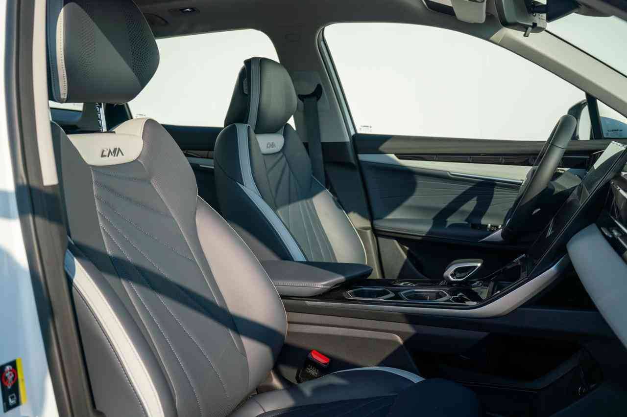 Geely Atlas Flagship 2.0T 8AT 4WD