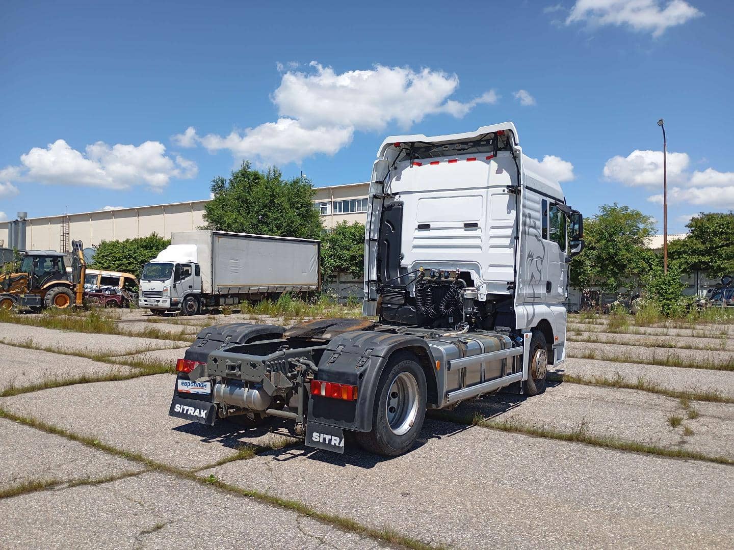Sitrak C7H MAX ZZ4186V391HE,  328 128 км, 2023 года в лизинг
