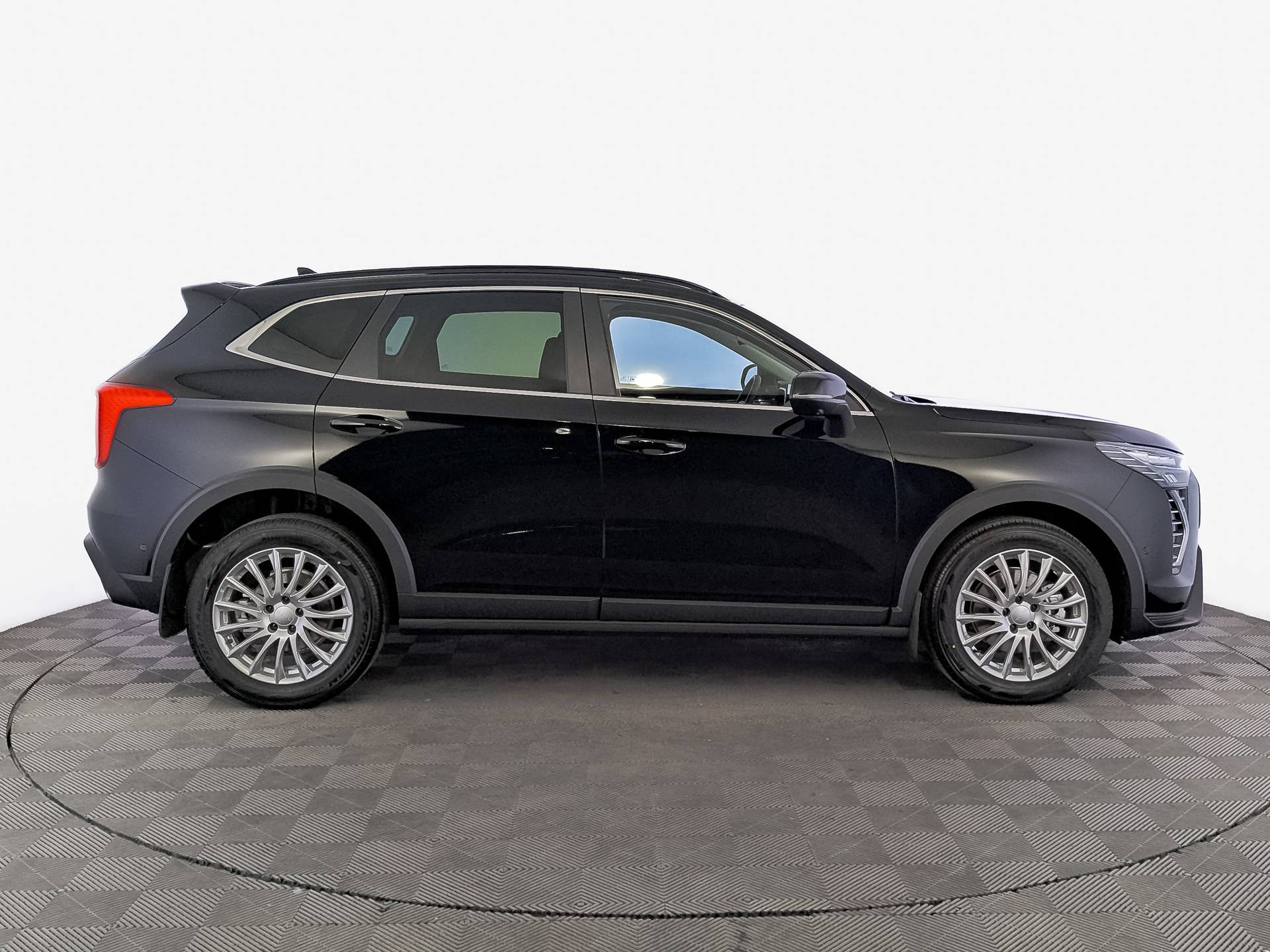 Haval Jolion Tech plus 1.5 7DCT 4WD