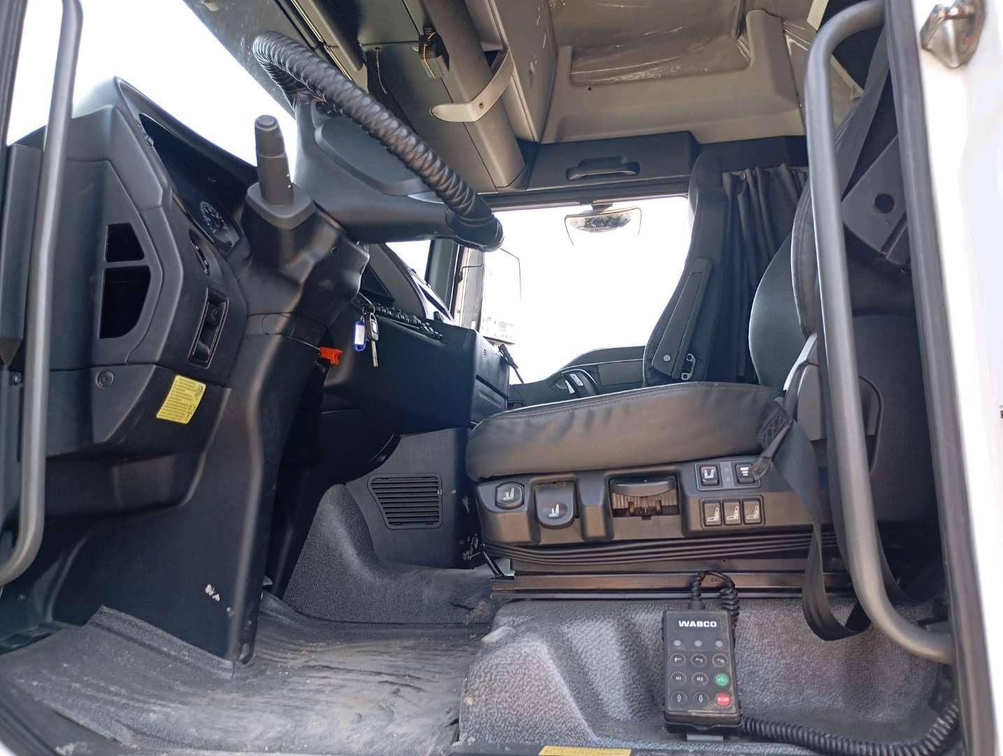 Sitrak C7H MAX ZZ4186V391HE,  214 135 км, 2024 года в лизинг