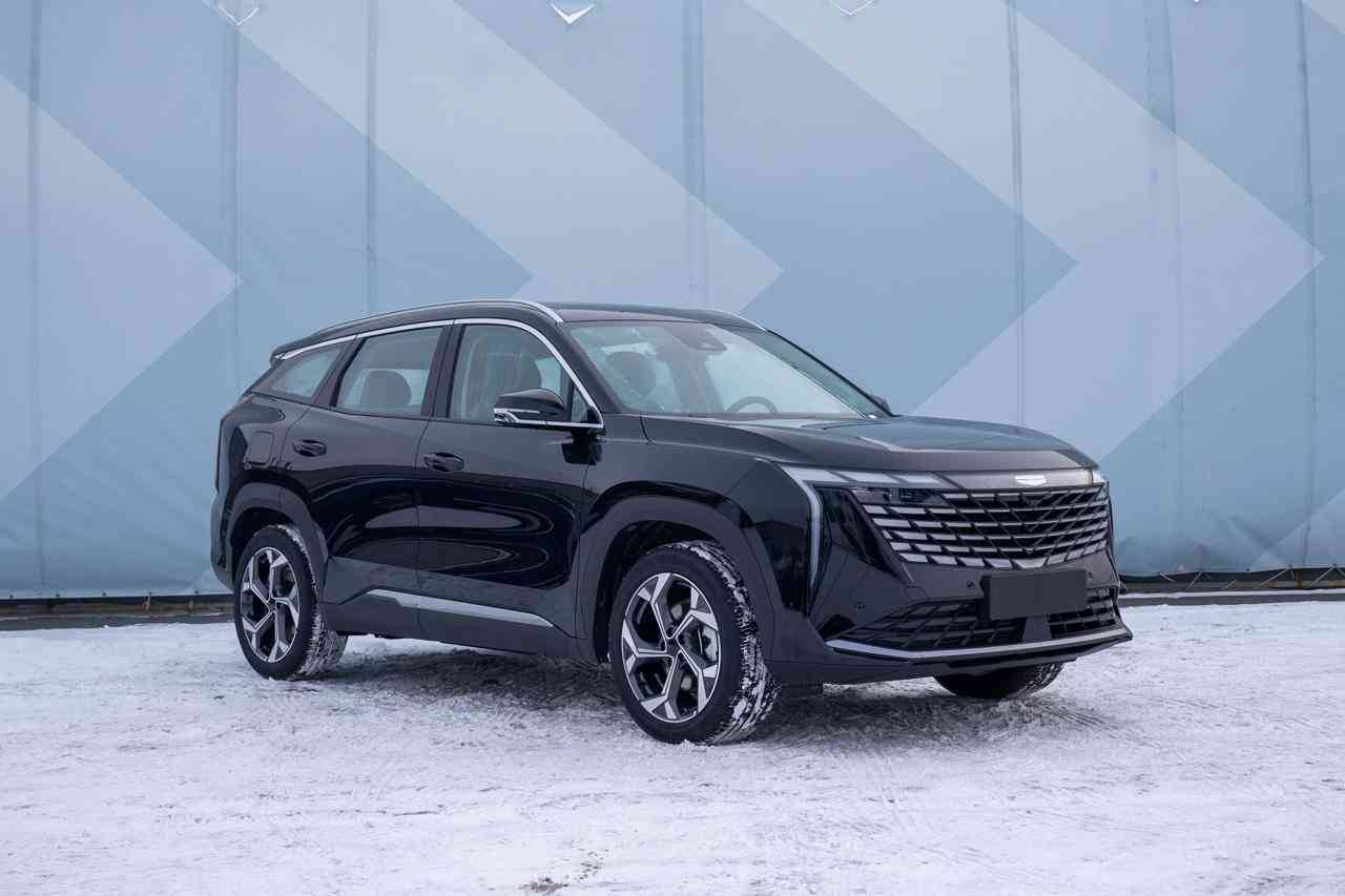 Geely Atlas Флагман 2.0Т АТ полный привод
