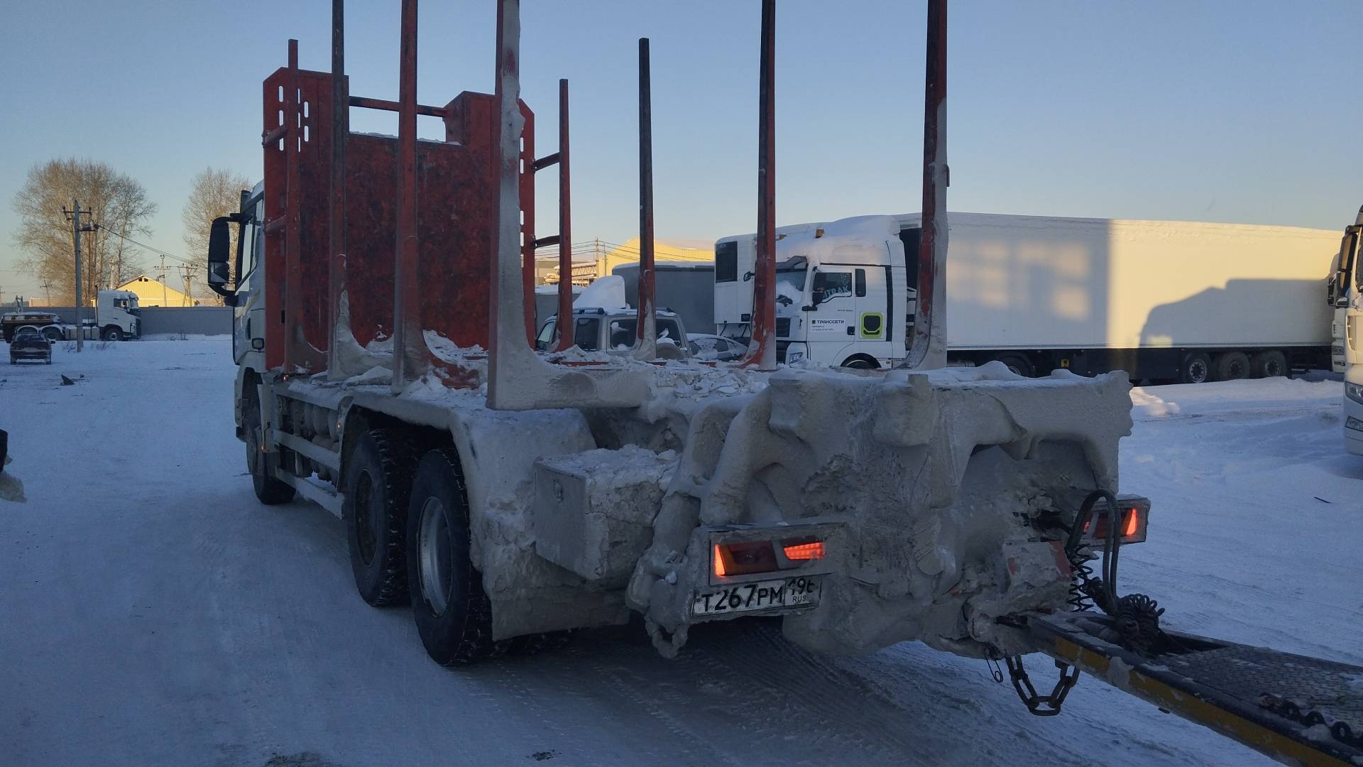 Shacman SX32586V384,  17 704 км, 2024 года в лизинг