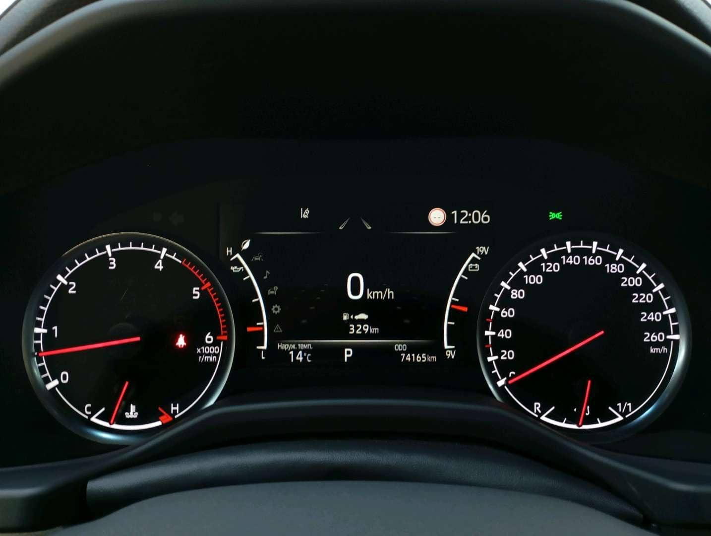 Toyota Land Cruiser 300,  74 165 км, 2021 года в лизинг