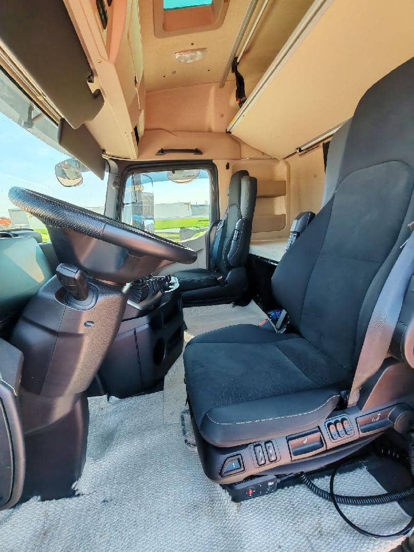 Mercedes-Benz Actros 1848 LS,  162 187 км, 2023 года