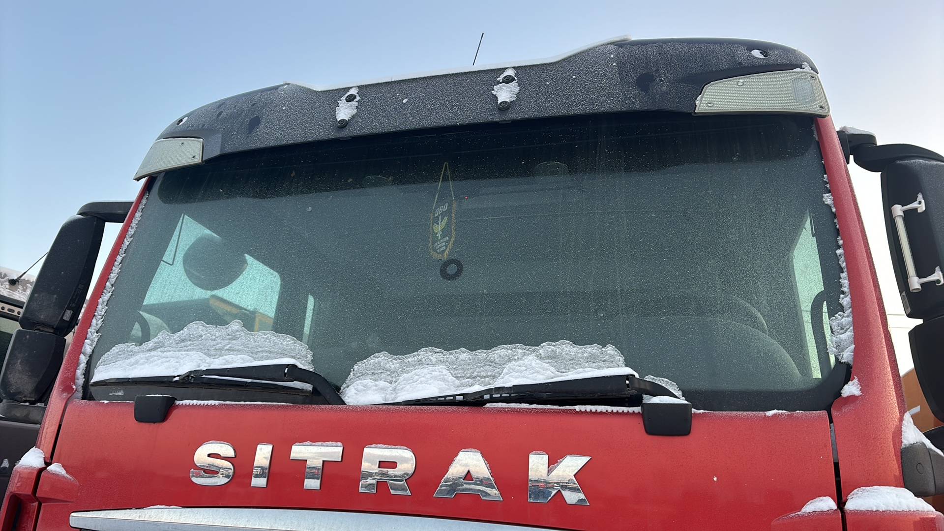 Sitrak ZZ3316V386ME,  83 780 км, 2022 года в лизинг