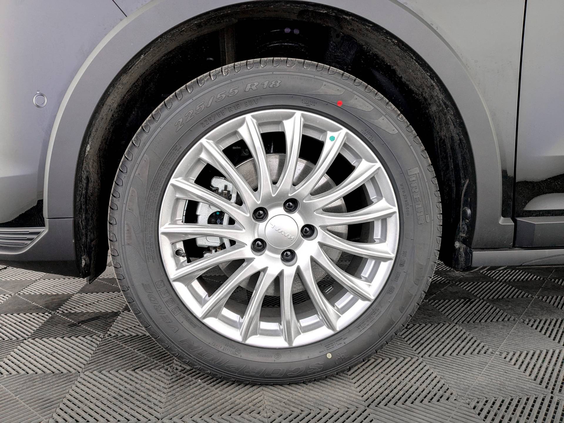 Haval Jolion Tech plus 1.5 7DCT 4WD