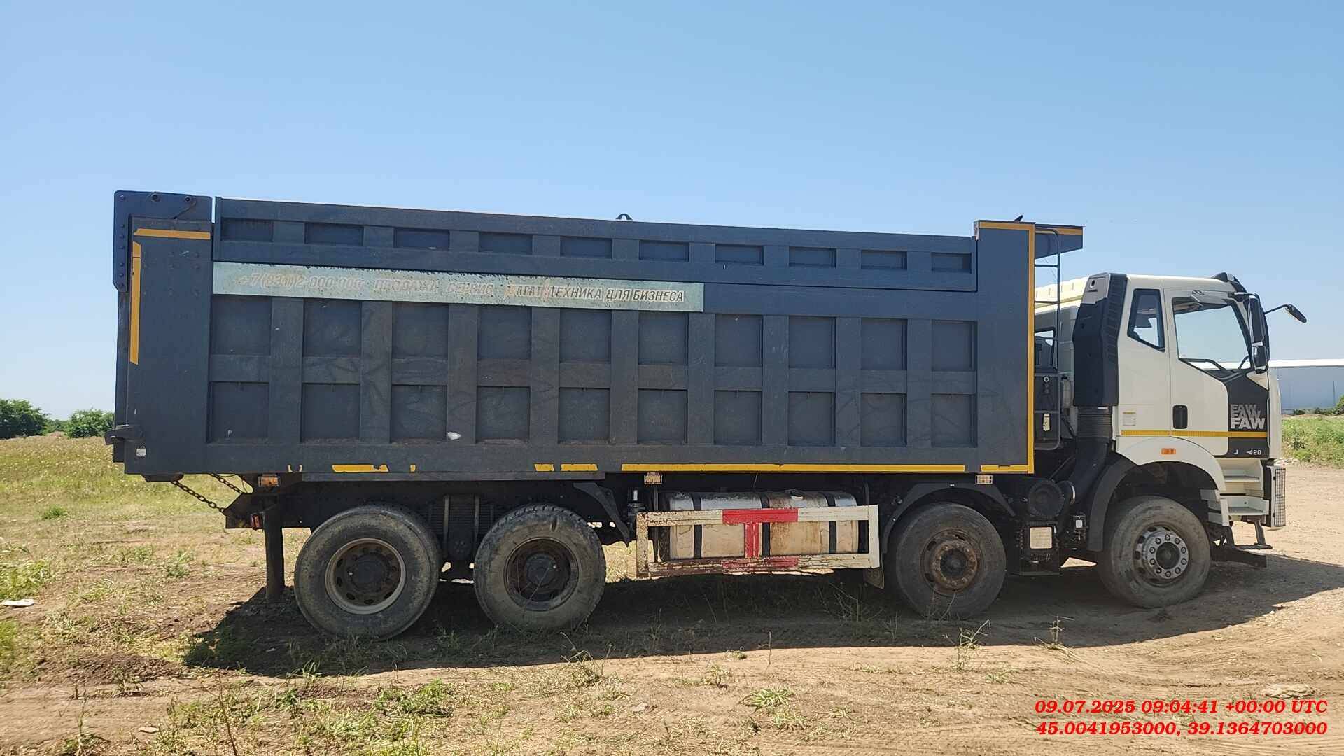 FAW CA3310P66K24T4E5 8х4,  20 662 км, 2023 года в лизинг