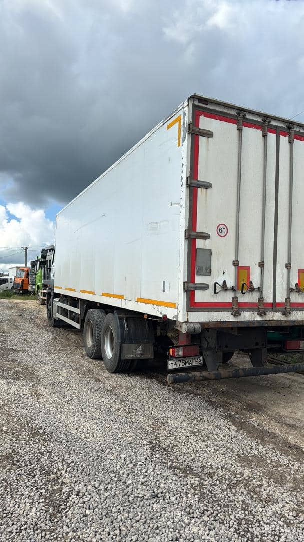 Ford CKL1 (Cargo) 6x2,  269 134 км, 2019 года в лизинг
