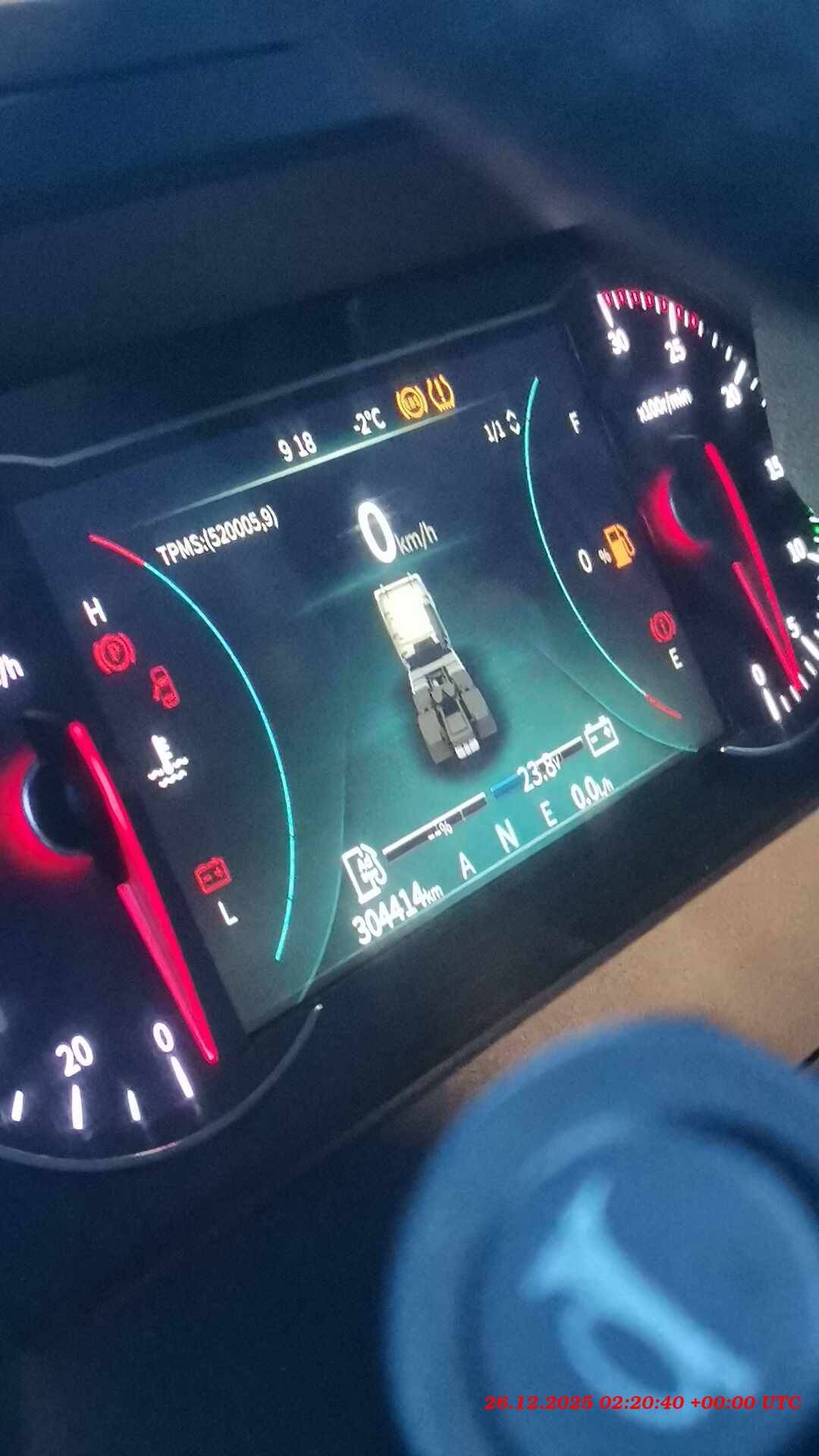 DongFeng GX D111A 4x2,  304 414 км, 2023 года в лизинг