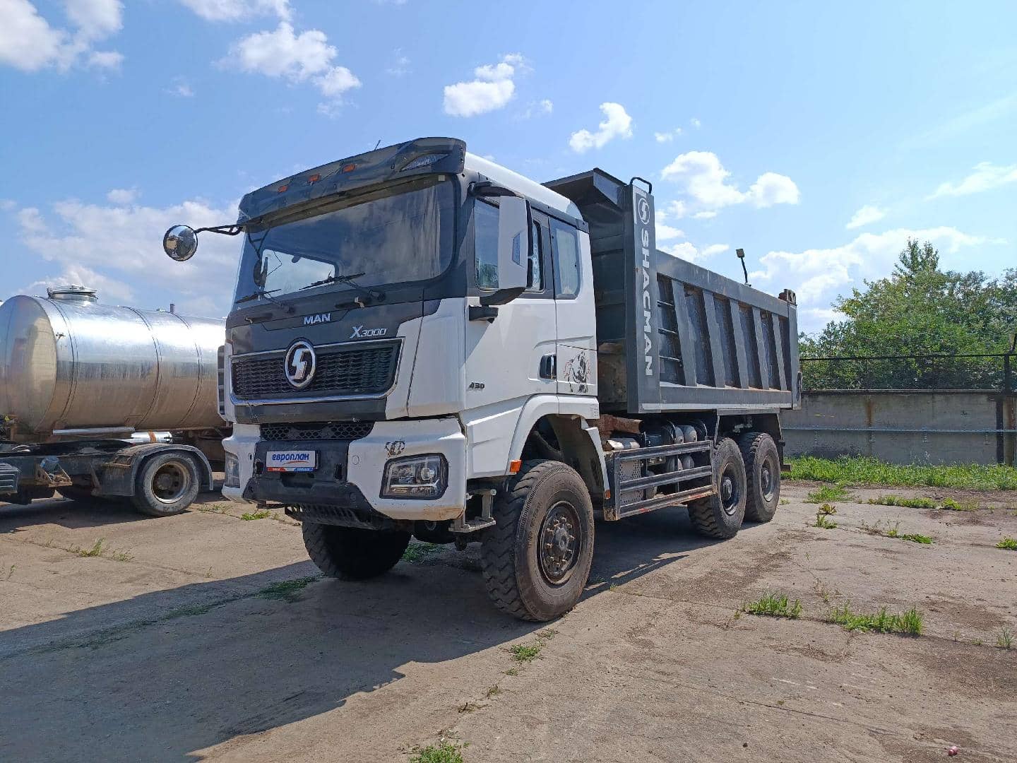 Shacman SX32586V385