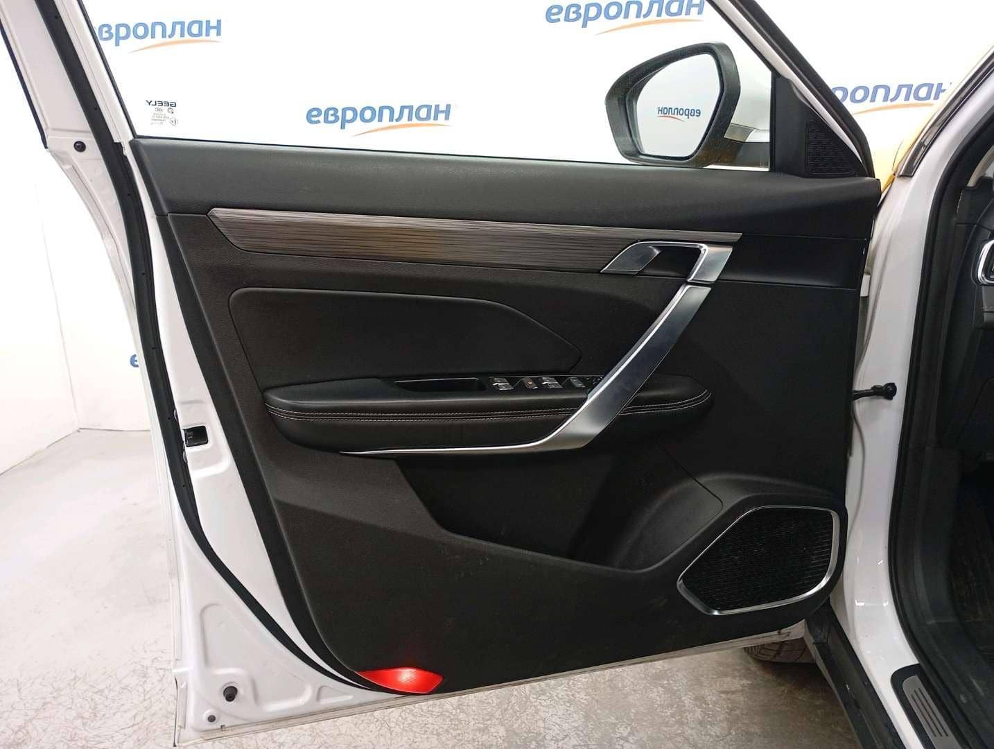Geely Atlas Pro,  220 686 км, 2022 года в лизинг