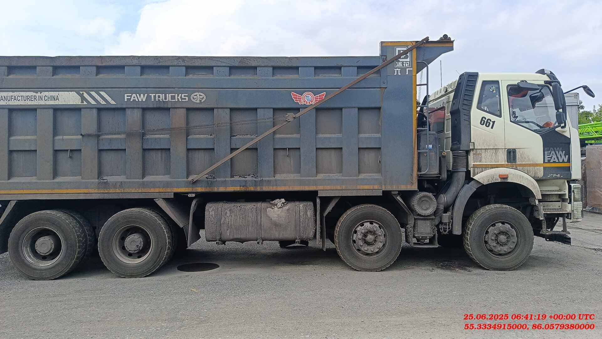 FAW CA3310P66K24T4E5 8х4,  119 727 км, 2022 года в лизинг