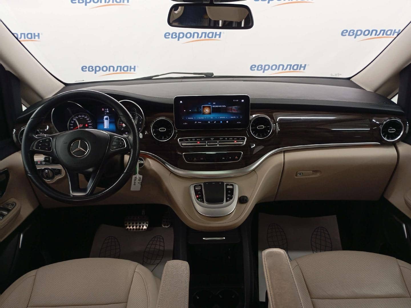 Mercedes-Benz V,  249 307 км, 2021 года в лизинг