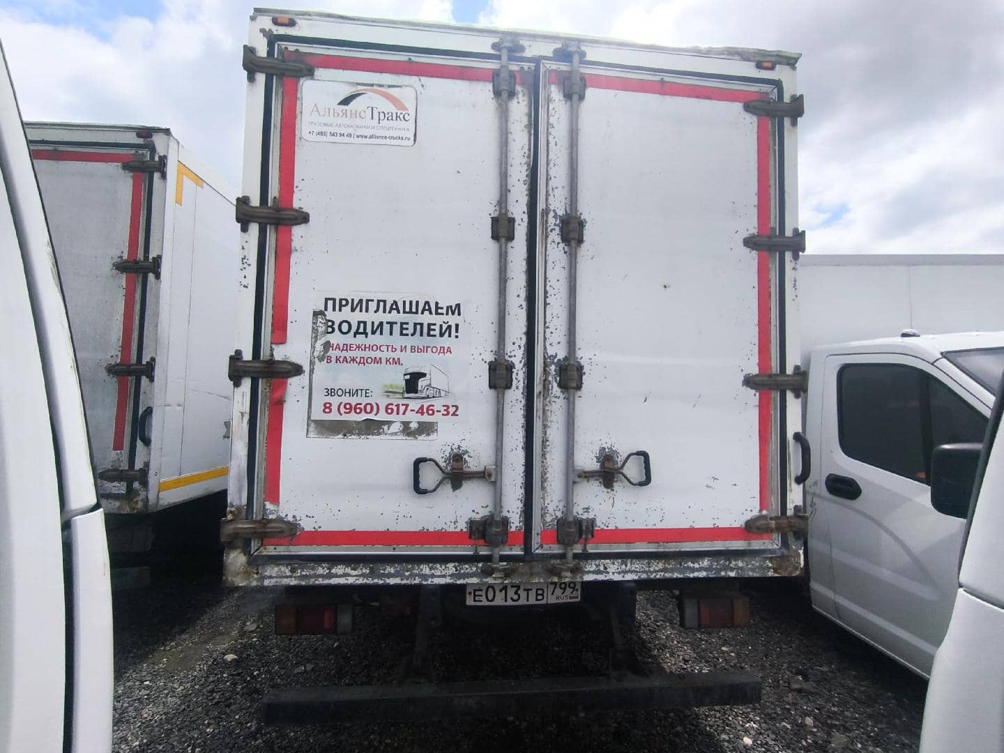 ISUZU NPR75LK,  348 243 км, 2019 года в лизинг
