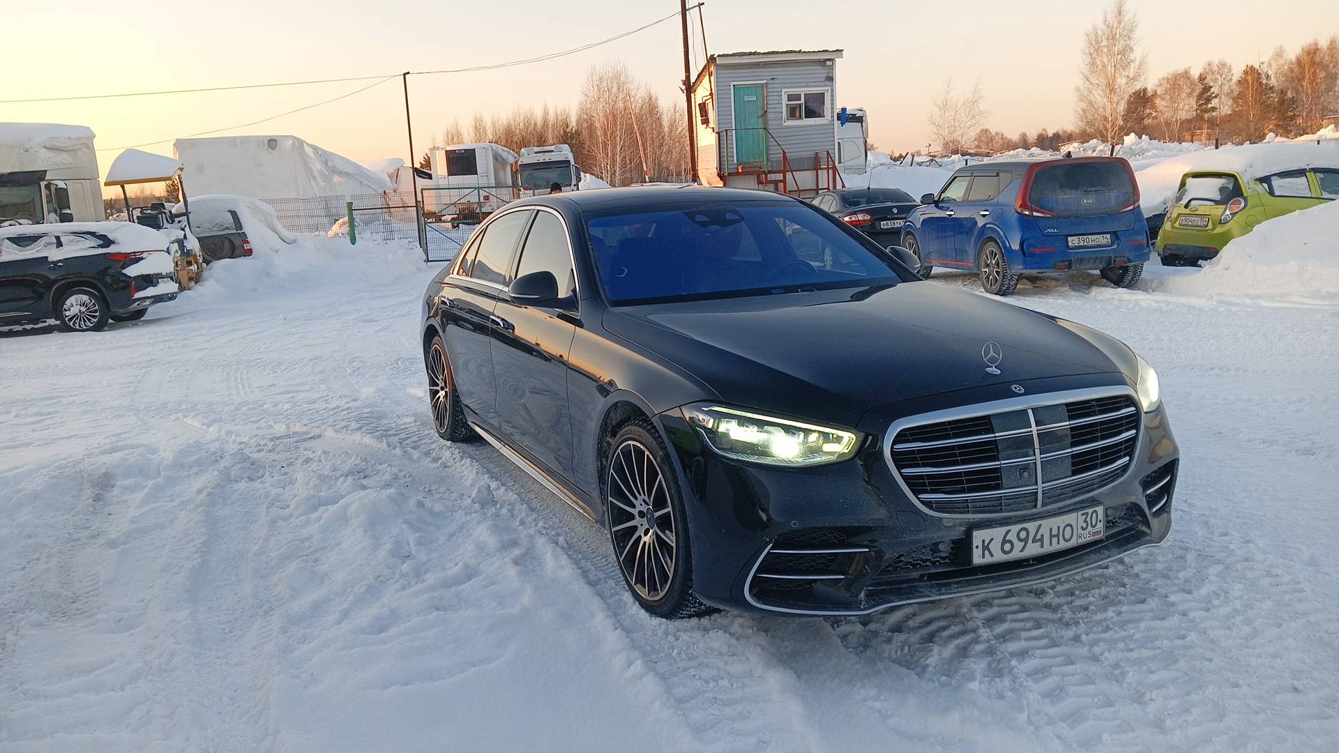 Mercedes-Benz S седан,  158 295 км, 2021 года в лизинг