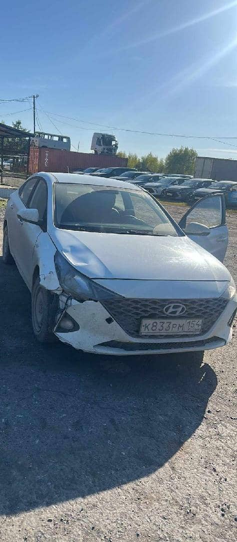 Hyundai Solaris,  128 493 км, 2021 года