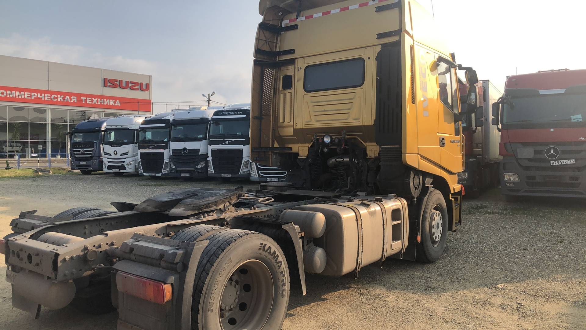 HONGYAN CQ4186HYVG391,  234 414 км, 2023 года в лизинг