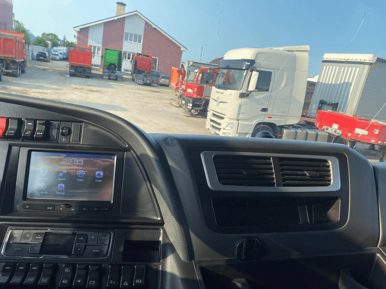 Sitrak ZZ4186V391HE Лот 000007787