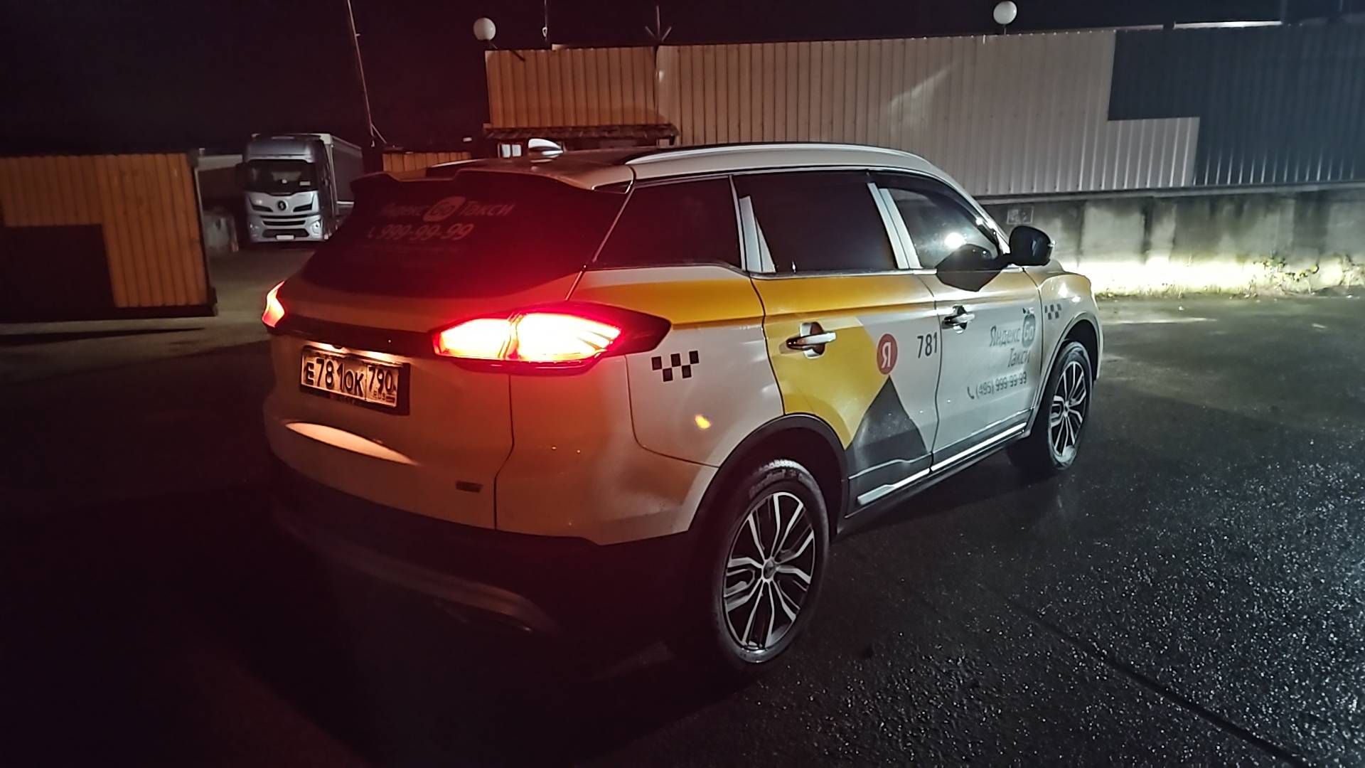 Geely Atlas Pro,  66 369 км, 2023 года в лизинг