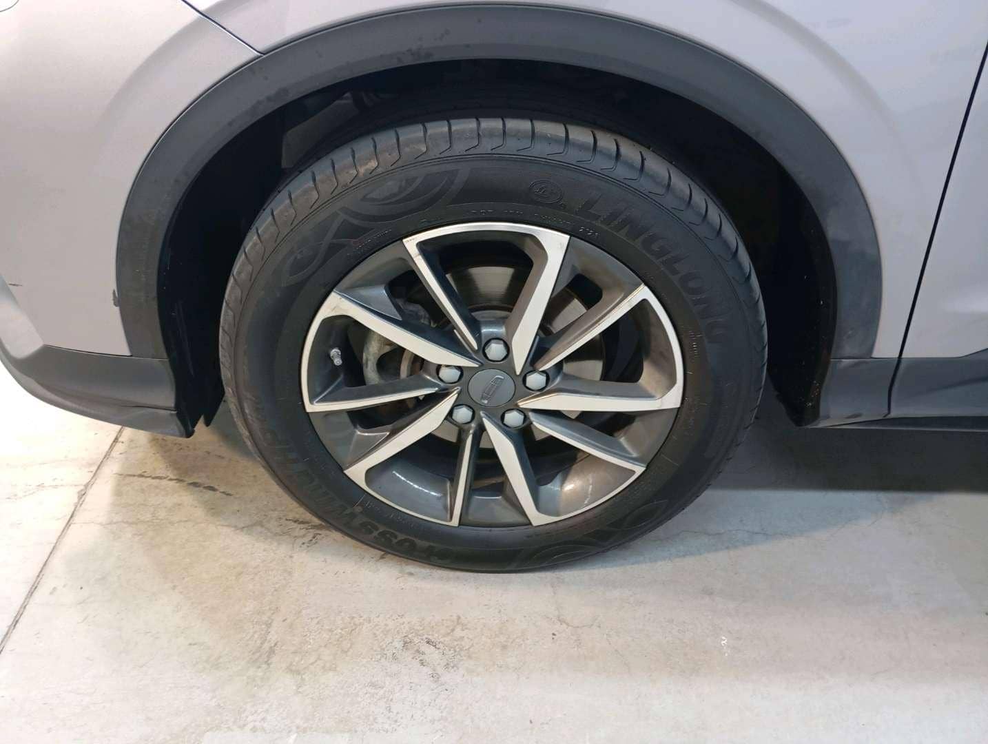 Geely Coolray,  81 810 км, 2023 года в лизинг