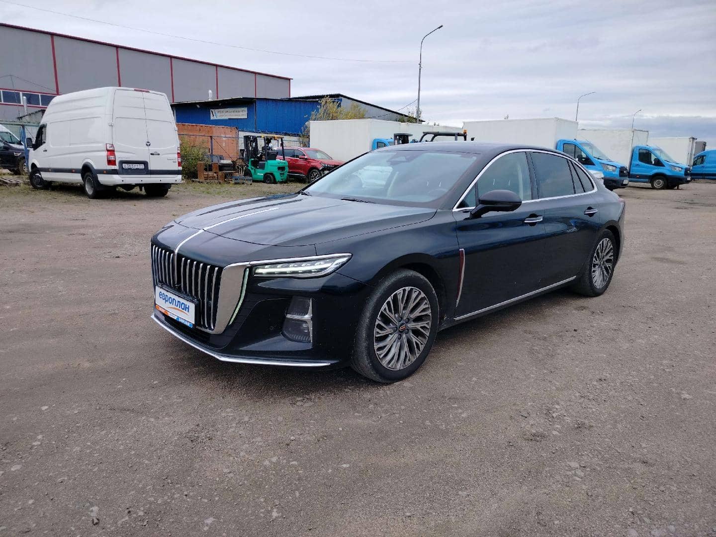 Hongqi H5,  264 391 км, 2024 года в лизинг