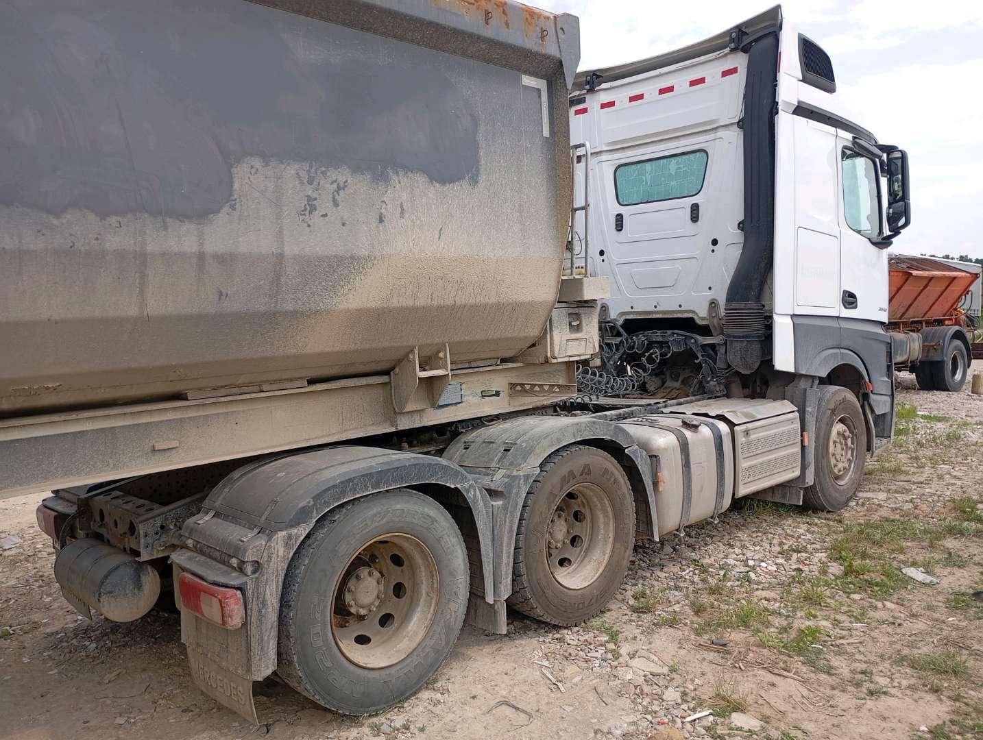 Mercedes-Benz Actros 2648 LS 6X4 (StreamSpace),  406 687 км, 2023 года в лизинг