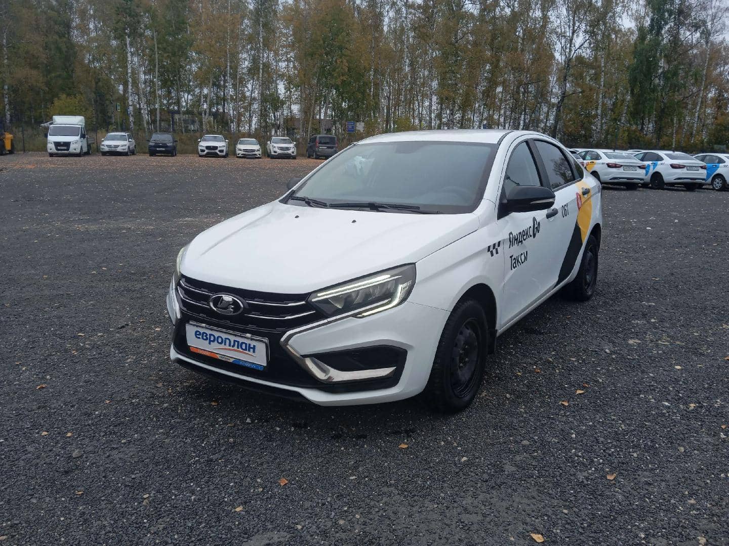 Lada Vesta седан,  130 881 км, 2023 года в лизинг