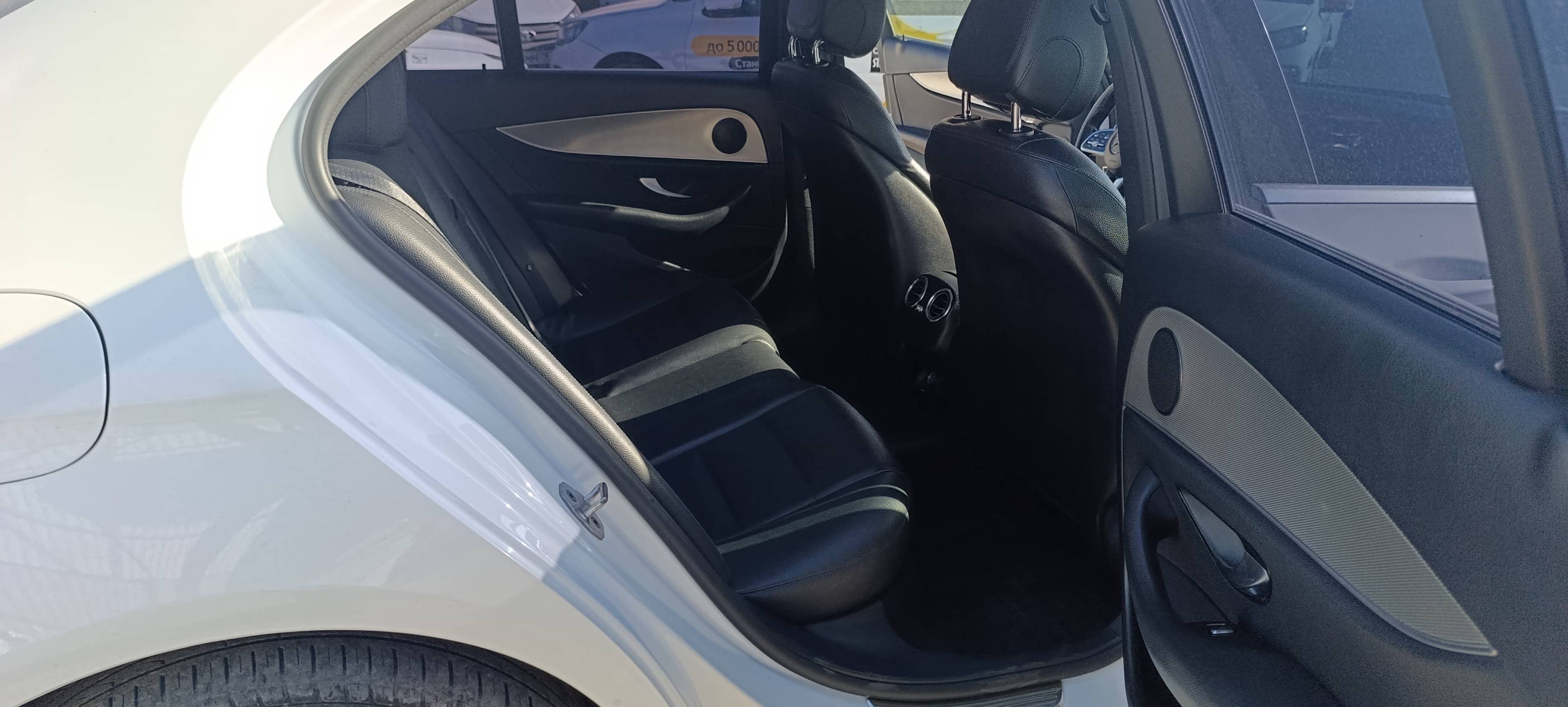 Mercedes-Benz E седан,  273 081 км, 2018 года в лизинг