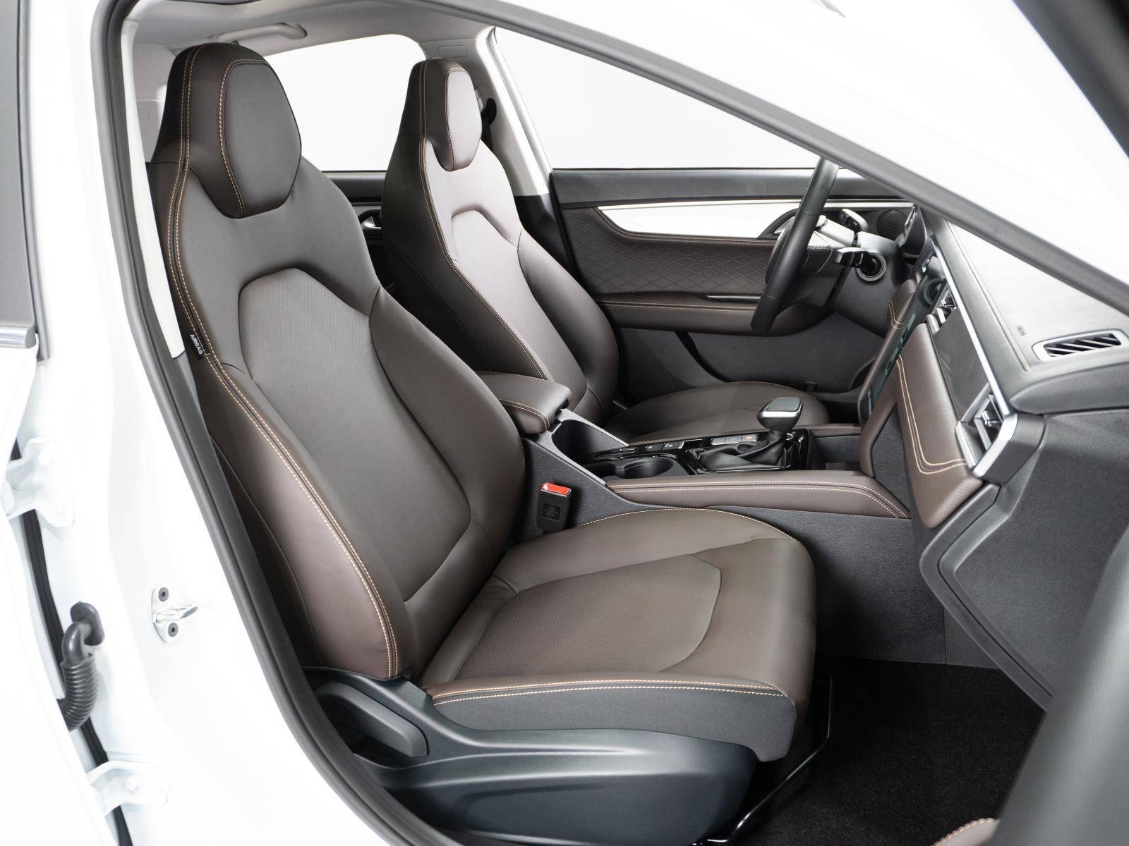 JAC J7 1.5 T CVT luxury