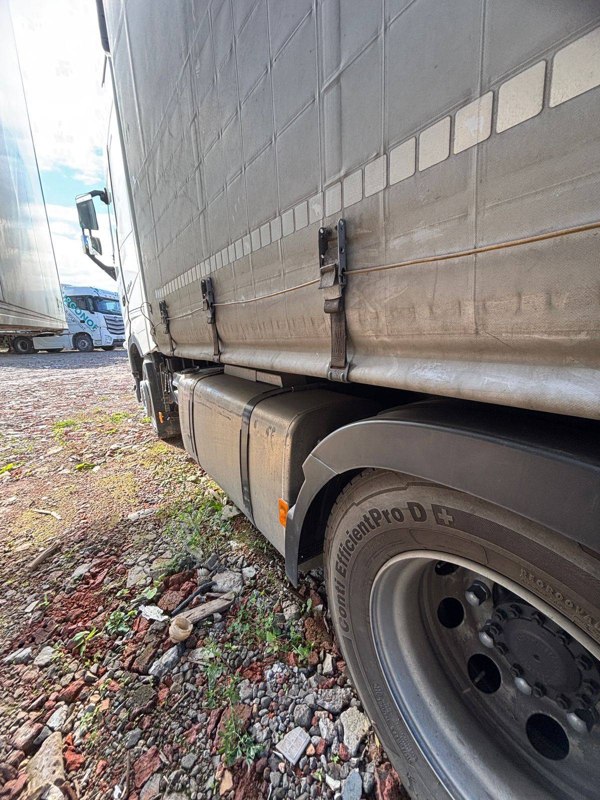 Volvo FH 460 4x2 (FH Globetrotter),  427 290 км, 2021 года в лизинг