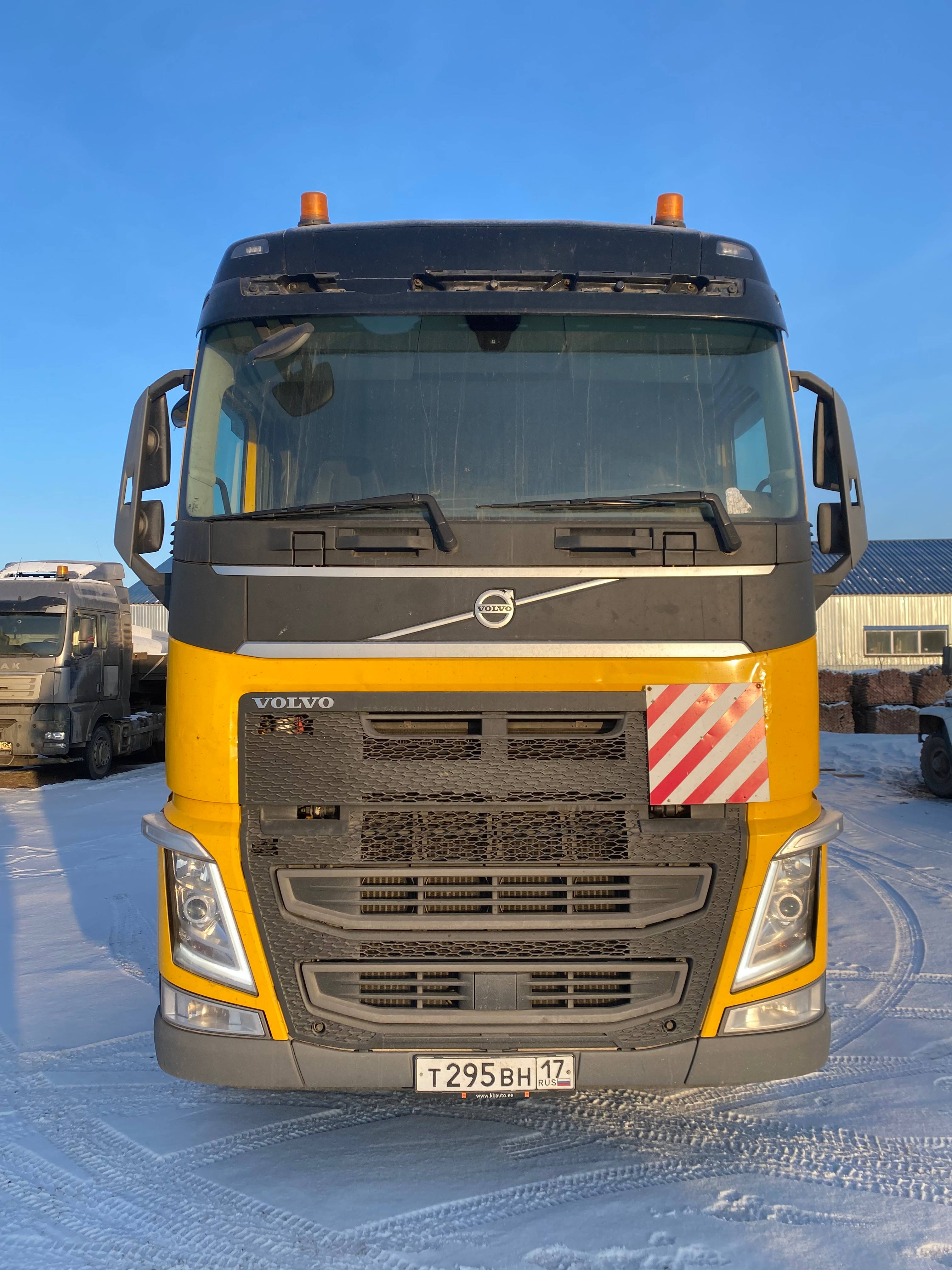 Volvo FH 460 6x2 (FH Globetrotter) Лот 000005412
