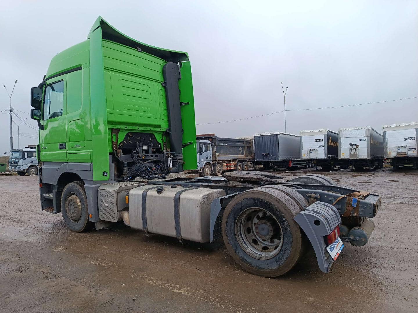 Mercedes-Benz Actros 3 1844 LS 4x2 (L),  1 200 000 км, 2017 года в лизинг