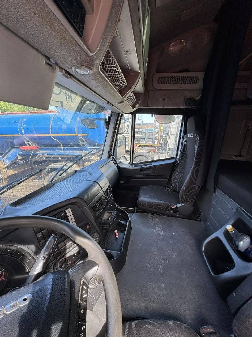 IVECO Stralis AT440S42T/P RR 4x2 (HI-ROAD),  870 000 км, 2018 года в лизинг