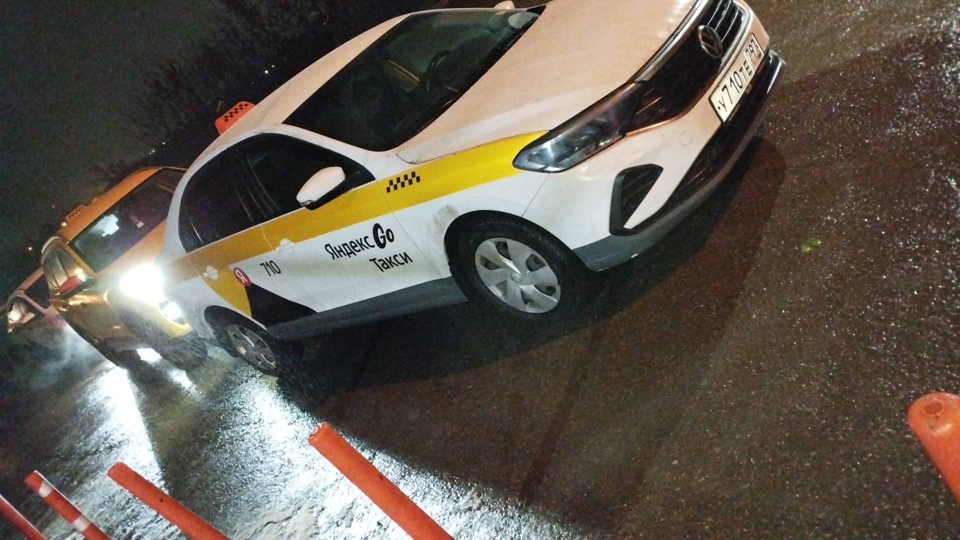 Volkswagen Polo,  169 335 км, 2021 года в лизинг