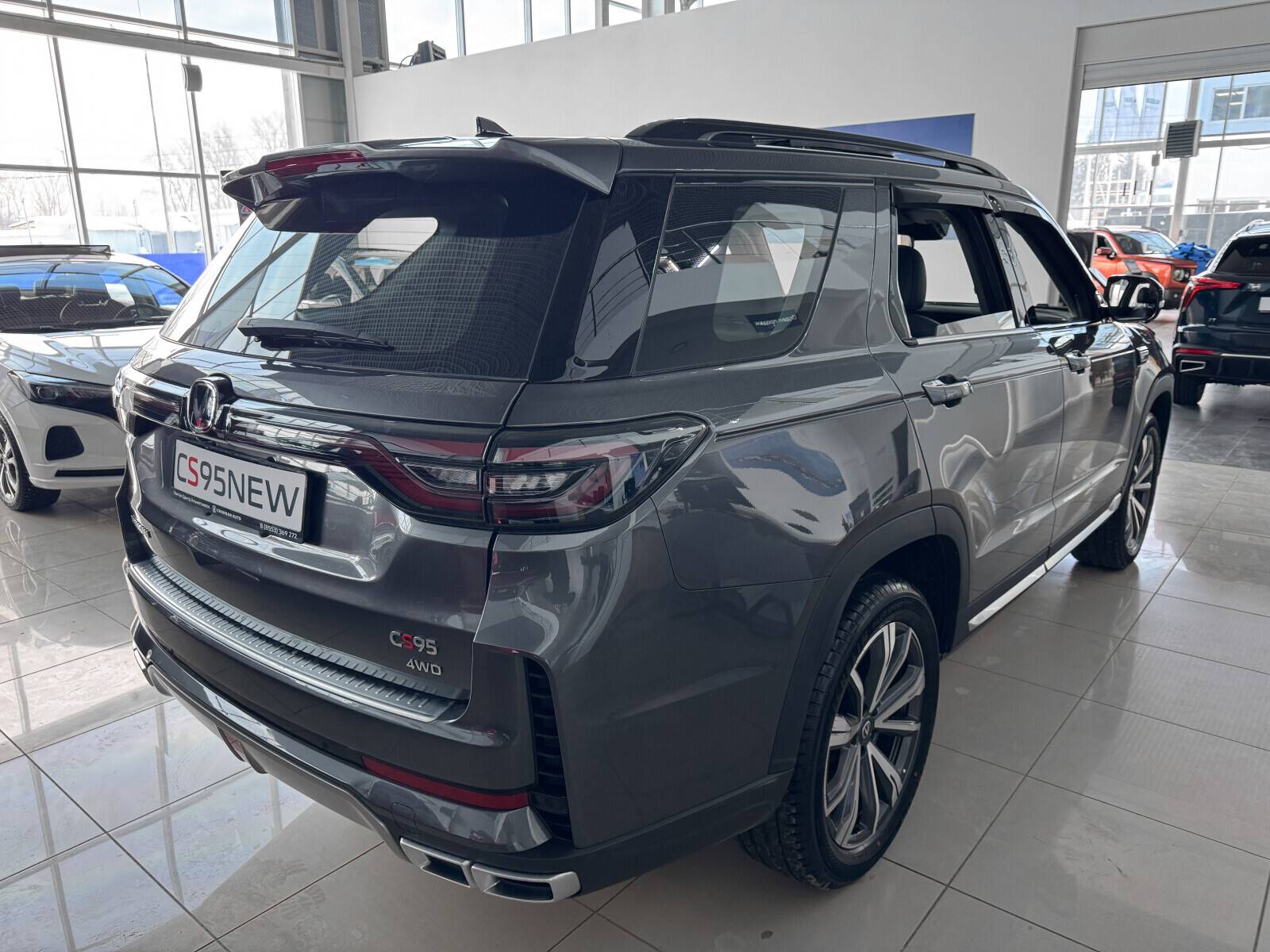 Changan CS95 DLX 2.0T 8AT