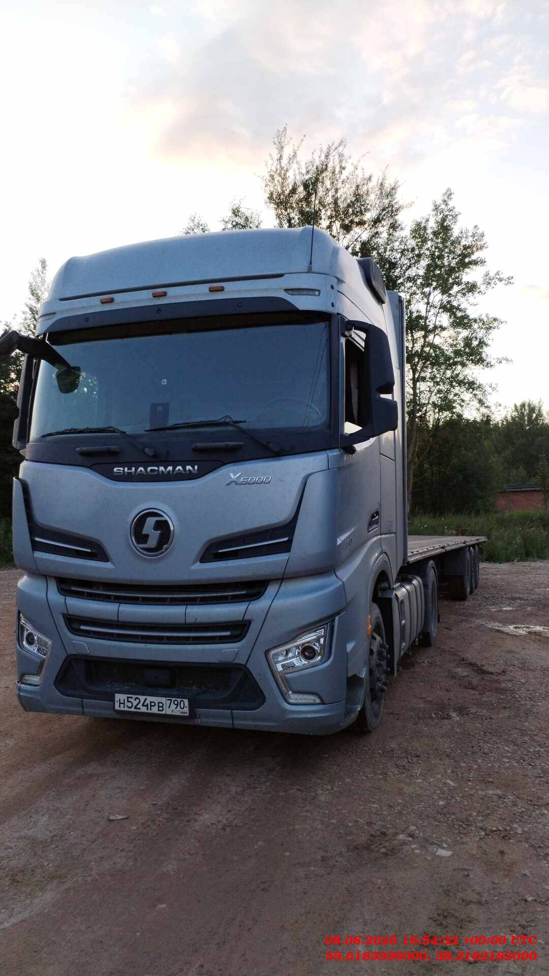 Shacman SX4188YY381