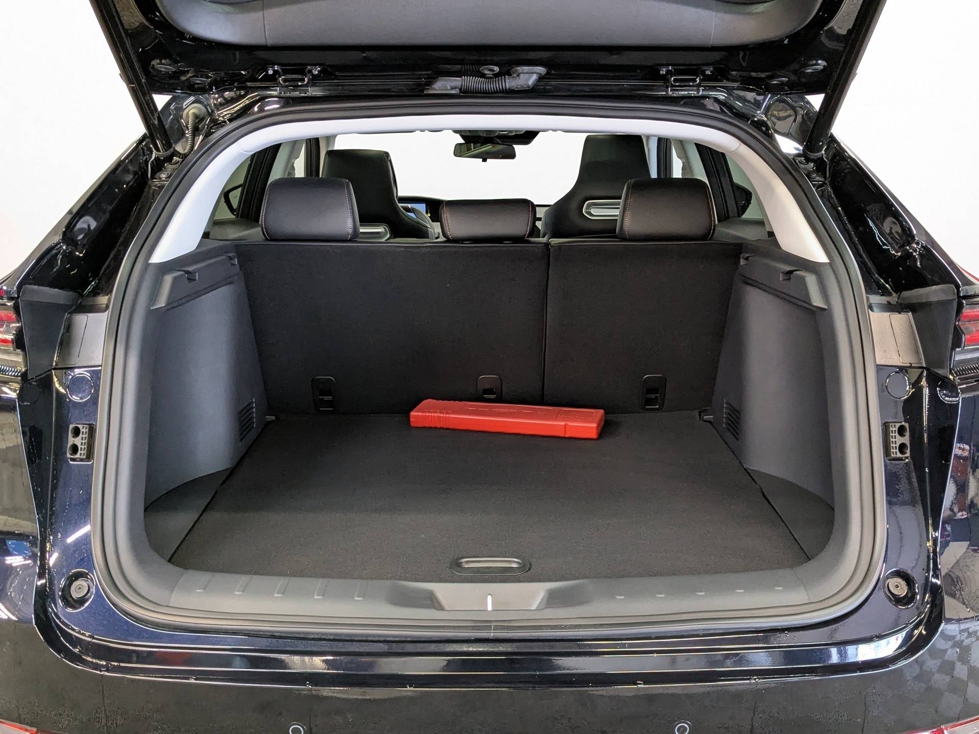 Changan Uni-K Tech 2.0 8AT AWD