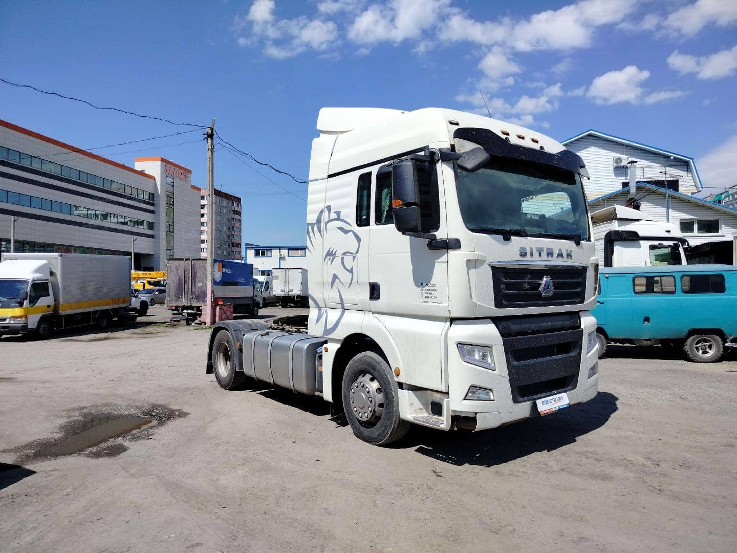 Sitrak C7H 4x2 ZZ4186V361HE,  521 782 км, 2023 года в лизинг