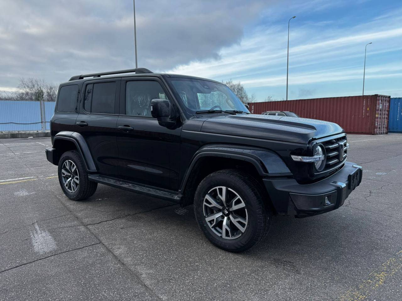 Tank 300 City Adventure 2.0 8AT 4WD