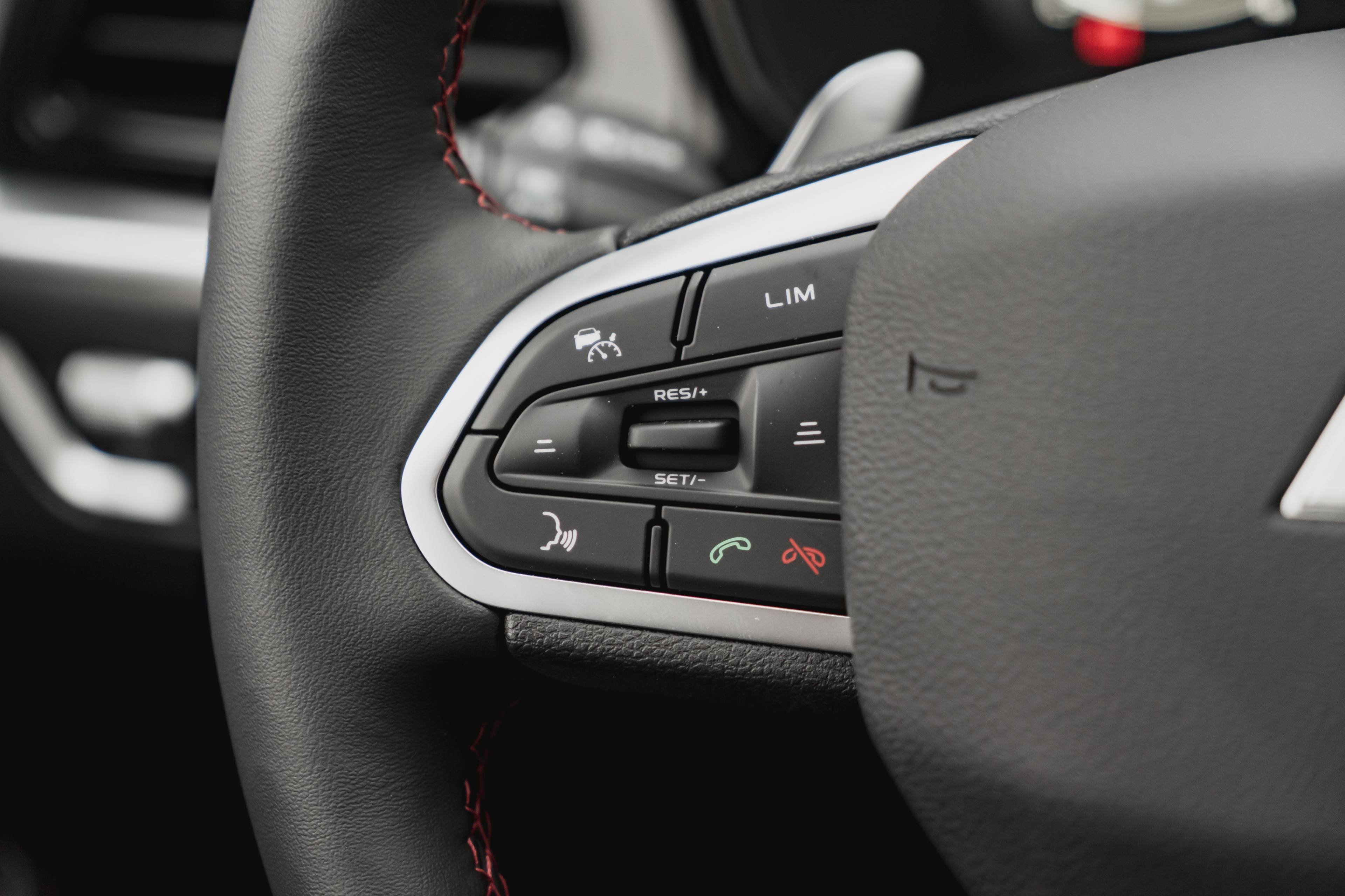 Knewstar 001 Flagship 2.0T 4WD 8AT