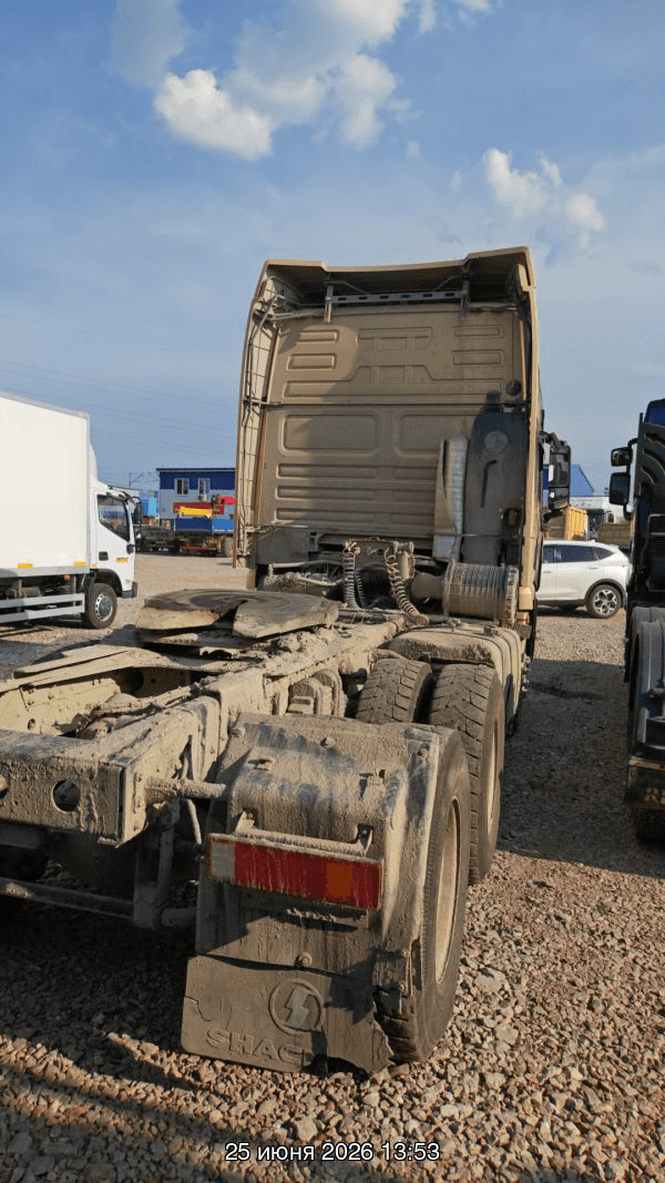 Shacman SX42566V324,  215 225 км, 2022 года в лизинг