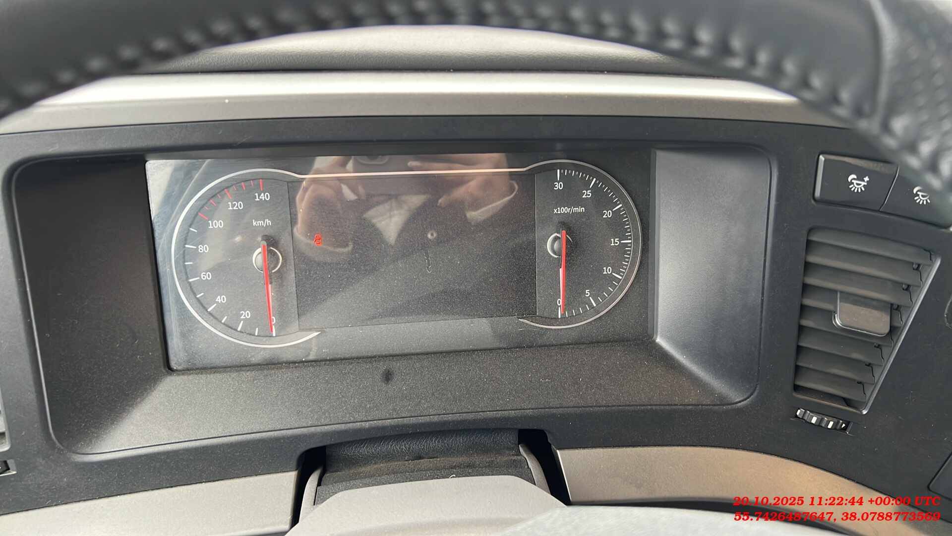 DongFeng GX DFH4180 4x2,  198 019 км, 2024 года в лизинг