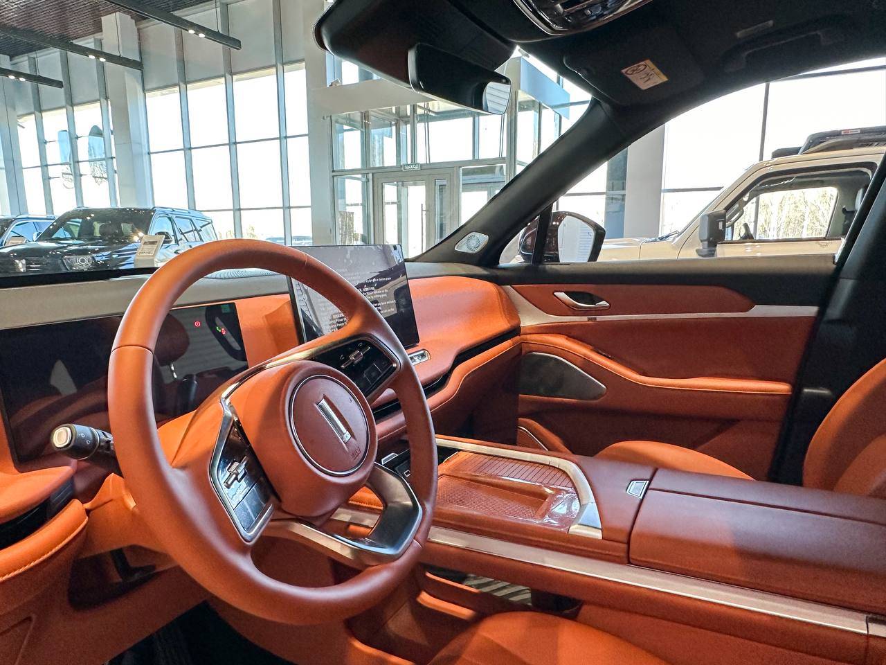 Wey 07 Премиум 1.5 гибрид АТ полный привод